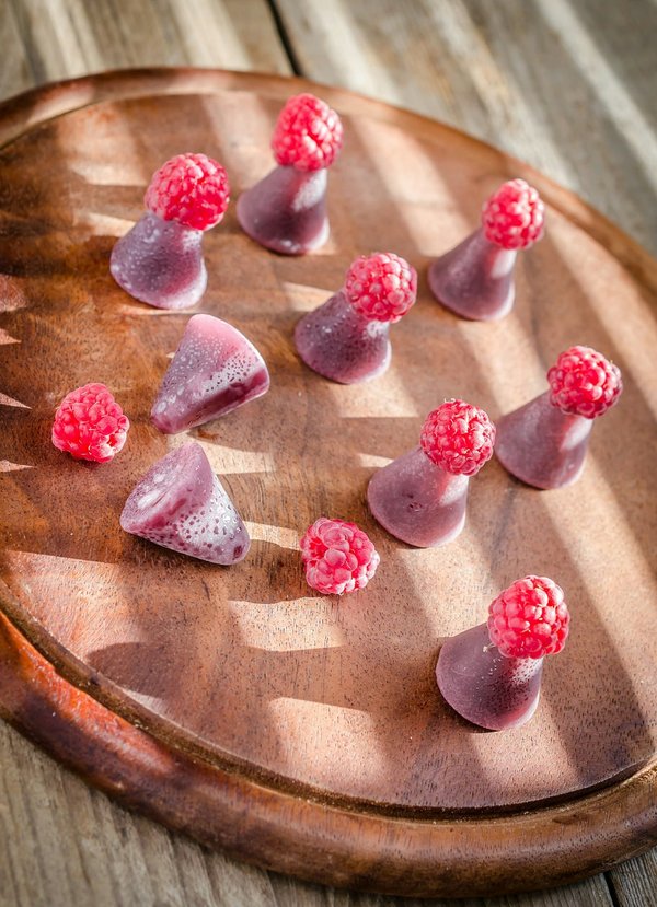 Quels conseils pour porter un chapeau cloche avec une tenue moderne?